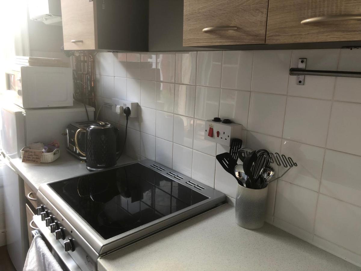 Granby House Holiday Apartments, Apartment 2, In The Old Town, Free On Street Parking Included سكرابورو المظهر الخارجي الصورة